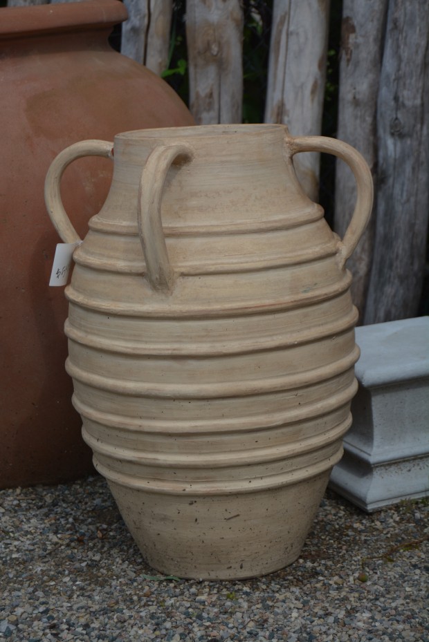 olive-jar-from-Ctrete.jpg