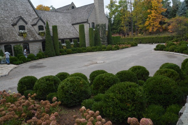 topiary-garden.jpg