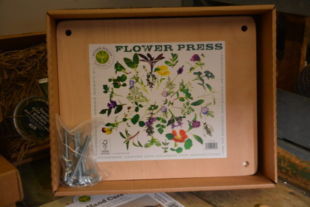 flower press